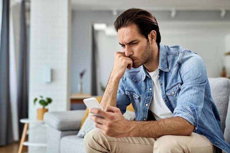 Онлайн кредити: безопасни ли са и как да ги сравняваме?