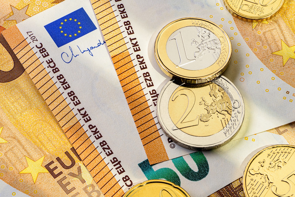 8 причини да се възползвате от онлайн кредит за финансиране на вашите пролетни планове 